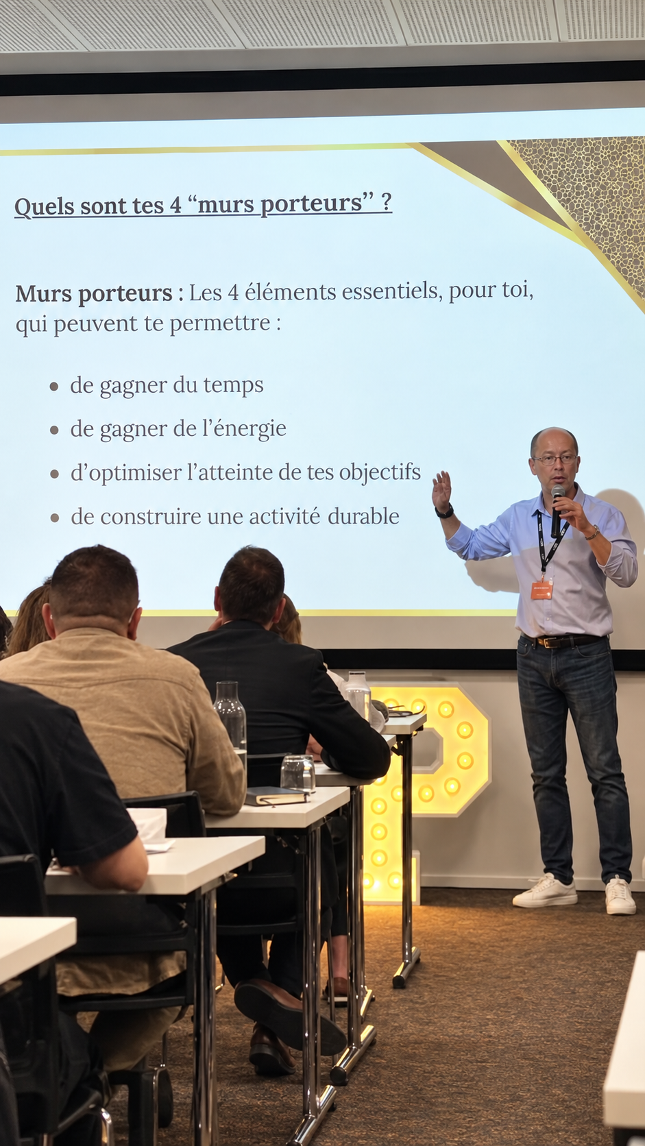 Denis Beauville en conf&eacute;rence
