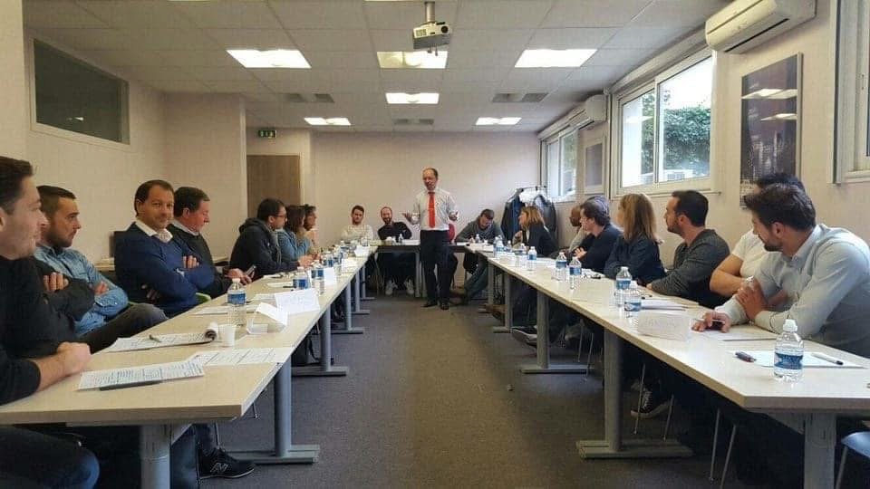 Denis Beauville en salle de formation
